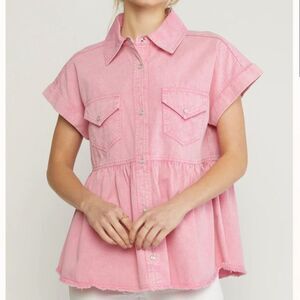 VICI Women’s Distressed Peplum Denim Short Sleeve Button Down Top Pink Small